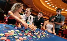 Live roulette table on mobile